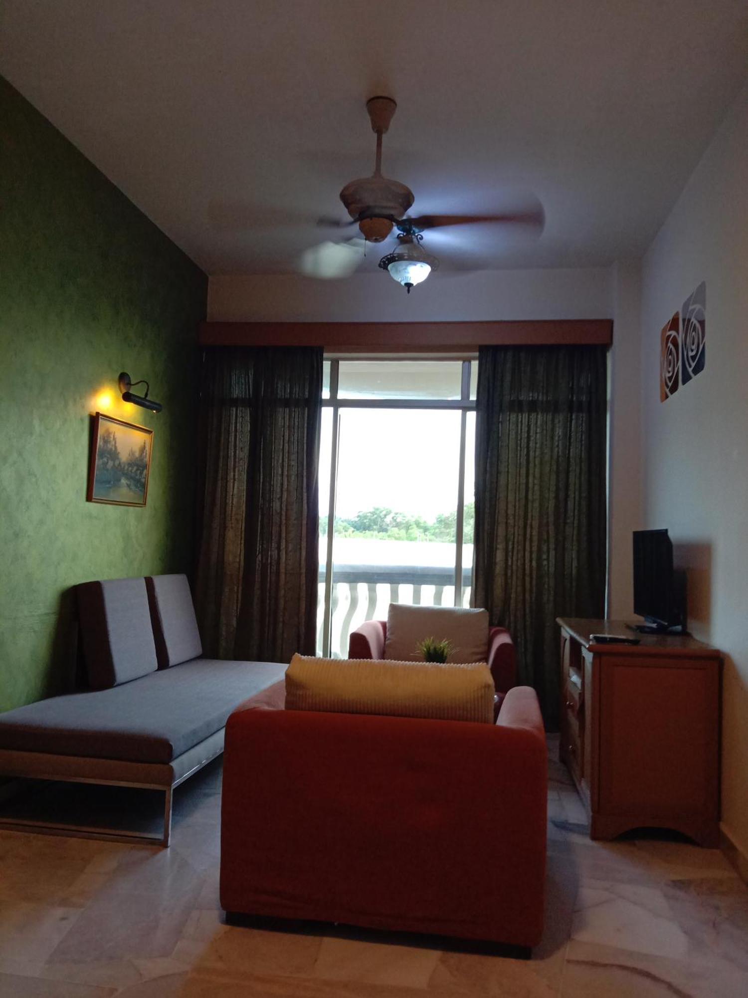 Glory Beach Resort Private Apartment Port Dickson Rum bild